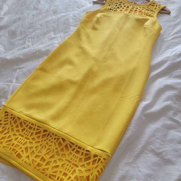 Yellow dress size S - Picture 2 of 5
